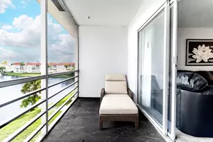 2800 Sunrise Lakes Dr W, Sunrise, FL 33322 - Photo 4