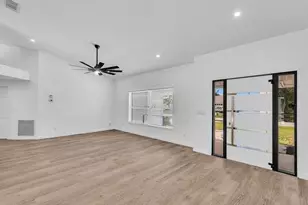 2928 SE Bella Rd, Port Saint Lucie, FL 34984 - Photo 4