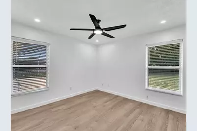 2928 SE Bella Road, Port Saint Lucie, FL 34984 - Photo 18