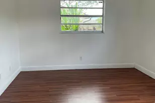 1990 SW 9th St, Fort Lauderdale, FL 33312 - Photo 8