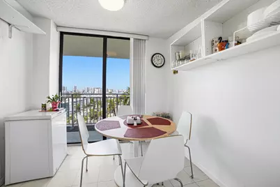 210 174th Street #1110, Sunny Isles Beach, FL 33160 - Photo 16