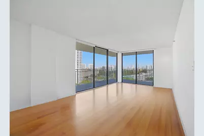 210 174th Street #1110, Sunny Isles Beach, FL 33160 - Photo 22
