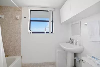 210 174th Street #1110, Sunny Isles Beach, FL 33160 - Photo 28