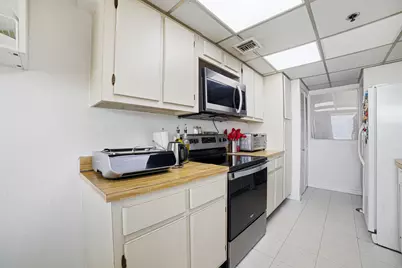 210 174th Street #1110, Sunny Isles Beach, FL 33160 - Photo 14