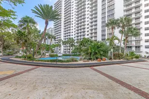 210 174th St, Sunny Isles Beach, FL 33160 - Photo 36