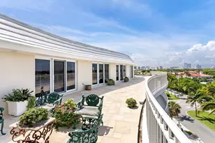 100 Royal Palm Way, Palm Beach, FL 33480 - Photo 38