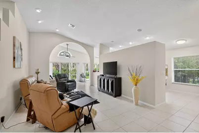 9718 Harbour Lake Circle, Boynton Beach, FL 33437 - Photo 2