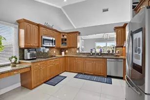 16323 NW 5th St, Pembroke Pines, FL 33028 - Photo 18