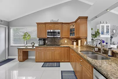 16323 NW 5th Street, Pembroke Pines, FL 33028 - Photo 16