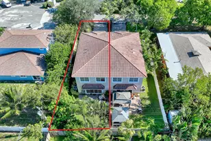 2560 NE 11th St, Pompano Beach, FL 33062 - Photo 18