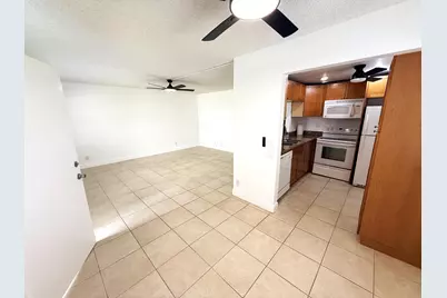 586 Normandy M #586, Delray Beach, FL 33484 - Photo 4