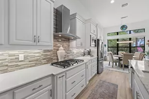 9368 Cantal Cir E, Parkland, FL 33076 - Photo 16