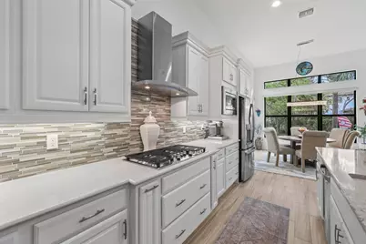 9368 Cantal Circle E, Parkland, FL 33076 - Photo 2