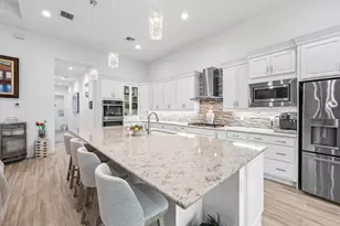 9368 Cantal Cir E, Parkland, FL 33076 - Photo 4