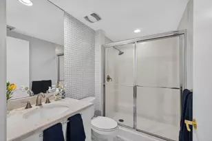 2650 Lake Shore, Riviera Beach, FL 33404 - Photo 24