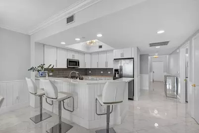 2650 Lake Shore #2303, Riviera Beach, FL 33404 - Photo 8