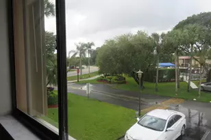 193 Lakeview Dr, Weston, FL 33326 - Photo 16