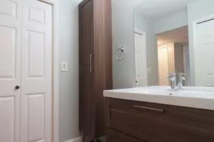 193 Lakeview Dr, Weston, FL 33326 - Photo 10