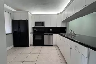 193 Lakeview Dr, Weston, FL 33326 - Photo 4