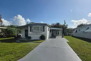 7667 SE Swan Ave, Hobe Sound, FL 33455 - Photo 1