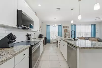 1416 NW Leonardo Circle, Port Saint Lucie, FL 34986 - Photo 10