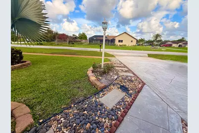 5279 W Woodstone Cir Circle W, Lake Worth, FL 33463 - Photo 84