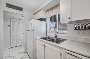 12022 W Greenway Dr, Royal Palm Beach, FL 33411 - Photo 32