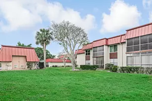 12022 W Greenway Dr, Royal Palm Beach, FL 33411 - Photo 28