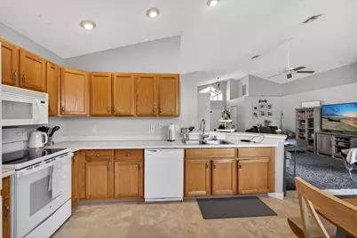 2050 Normandy Circle, West Palm Beach, FL 33409 - Photo 18