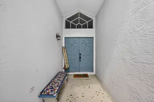 2050 Normandy Cir, West Palm Beach, FL 33409 - Photo 8