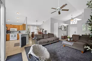 2050 Normandy Cir, West Palm Beach, FL 33409 - Photo 14