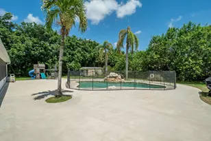 17468 N 38th Rd Road N, The Acreage, FL 33470 - Photo 2