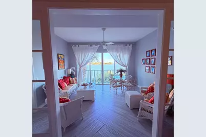 3 E Harbour Isle Drive E #204, Fort Pierce, FL 34949 - Photo 1