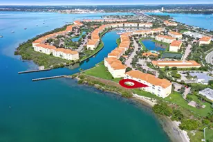 3 E Harbour Isle Dr E, Fort Pierce, FL 34949 - Photo 20