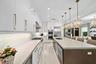 436 NE Wavecrest Way, Boca Raton, FL 33432 - Photo 10