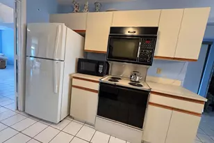 6768 N 10th Ave N, Lake Worth, FL 33467 - Photo 14