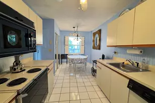 6768 N 10th Ave N, Lake Worth, FL 33467 - Photo 16