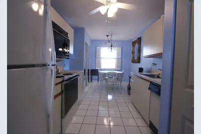 6768 N 10th Avenue N #303, Lake Worth, FL 33467 - Photo 2