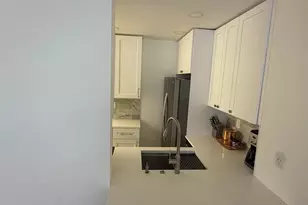 298 SW 6th St, Boca Raton, FL 33432 - Photo 12