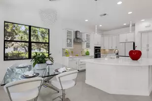 8256 Bradford Way, Parkland, FL 33076 - Photo 20