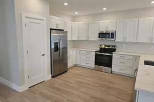 3838 SE Grant St, Stuart, FL 34997 - Photo 10