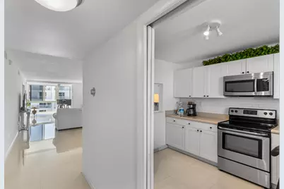 3100 NE 49th Street #1008, Fort Lauderdale, FL 33308 - Photo 12