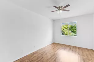 19389 SW 64th St, Pembroke Pines, FL 33332 - Photo 14