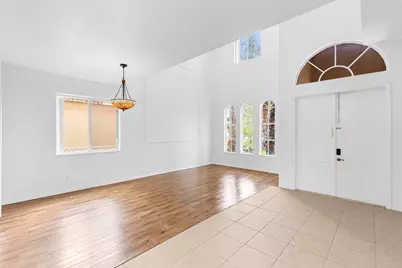 19389 SW 64th Street, Pembroke Pines, FL 33332 - Photo 2