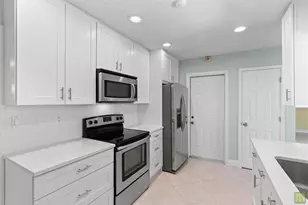 260 Lake Dr, Coconut Creek, FL 33066 - Photo 12
