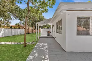 835 NE 16th St, Fort Lauderdale, FL 33304 - Photo 22