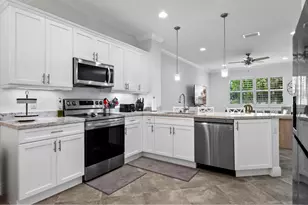 15848 Italian Cypress Wy, Wellington, FL 33414 - Photo 2