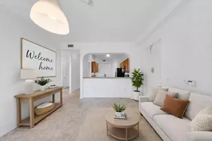 3600 Oaks Clubhouse Dr, Pompano Beach, FL 33069 - Photo 16