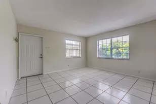 808 SE 13th St, Fort Lauderdale, FL 33316 - Photo 4