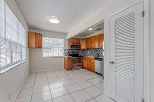 808 SE 13th St, Fort Lauderdale, FL 33316 - Photo 8